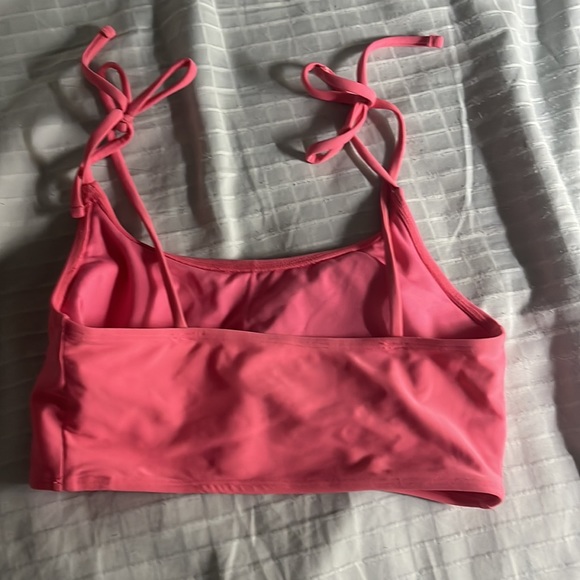 pink string bikini - Picture 2 of 2